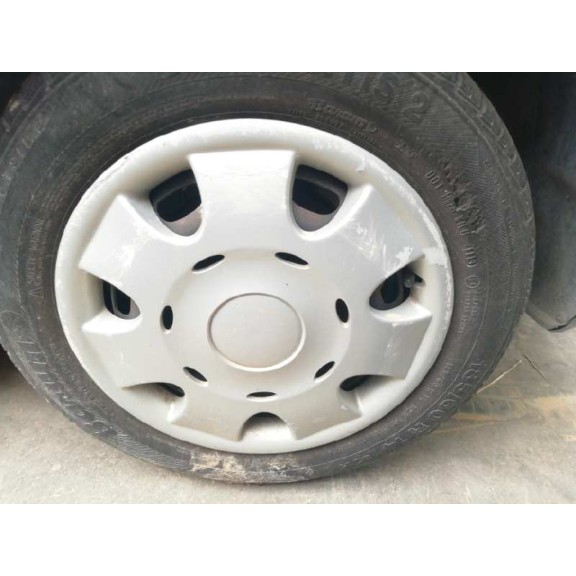 seat ibiza (6l1) del año 2002