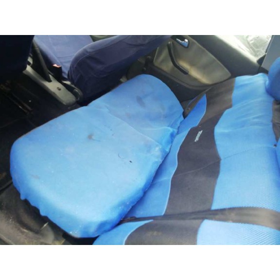 seat ibiza (6l1) del año 2002