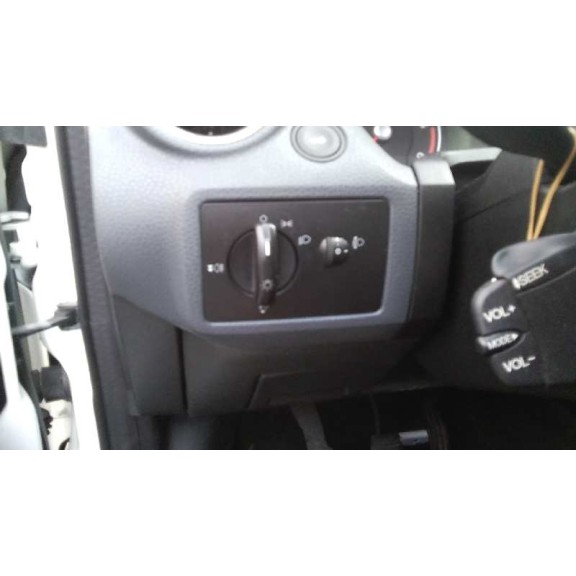 ford fiesta (cbk) del año 2008