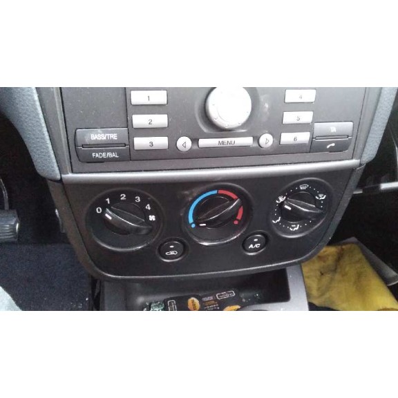 ford fiesta (cbk) del año 2008