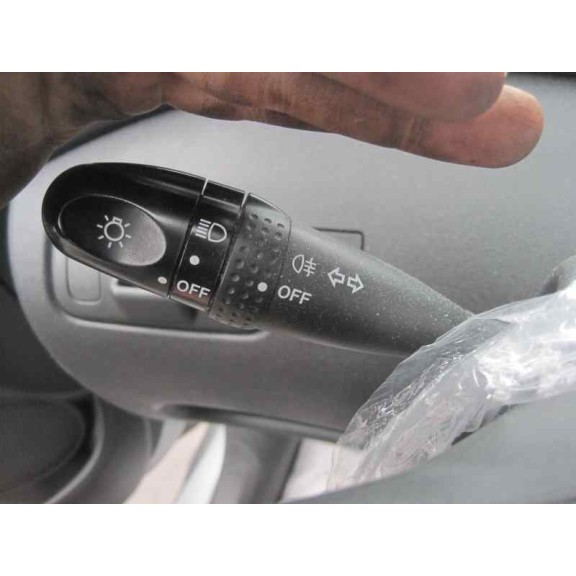 toyota yaris (ncp1/nlp1/scp1) del año 2004