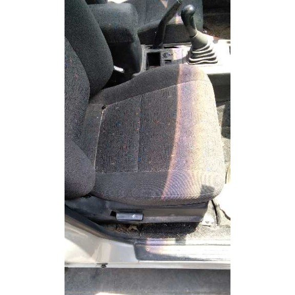 mitsubishi santamo (hyundai) del año 2000