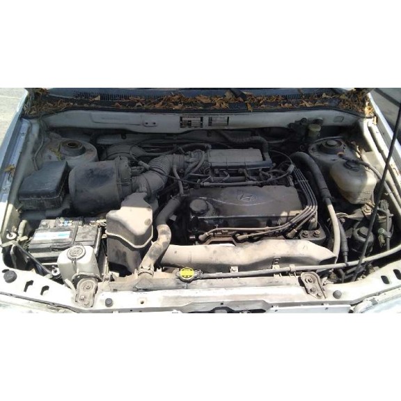 mitsubishi santamo (hyundai) del año 2000