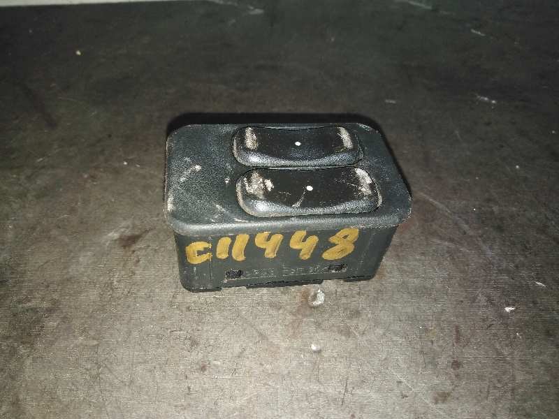 Recambio de mando elevalunas delantero izquierdo para opel corsa c club referencia OEM IAM 24409205  