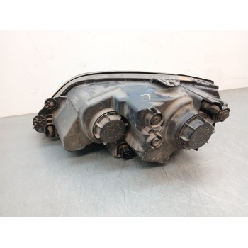 Recambio de faro derecho para kia sorento i (jc) 2.5 crdi referencia OEM IAM LHD8358  