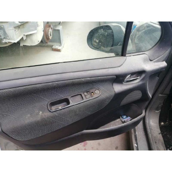 peugeot 207 del año 2007