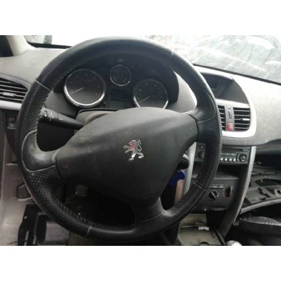 peugeot 207 del año 2007