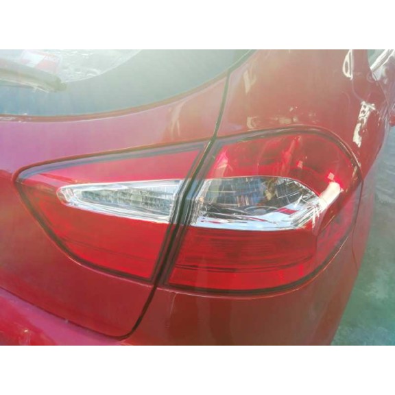 kia rio (yb) del año 2016