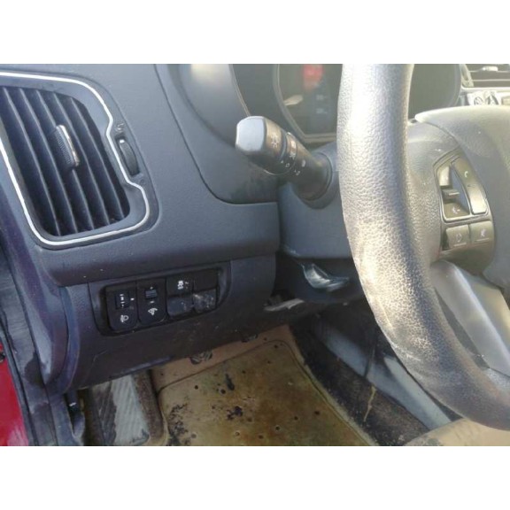 kia rio (yb) del año 2016