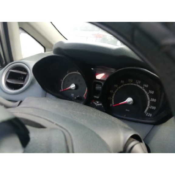 ford fiesta (cb1) del año 2010