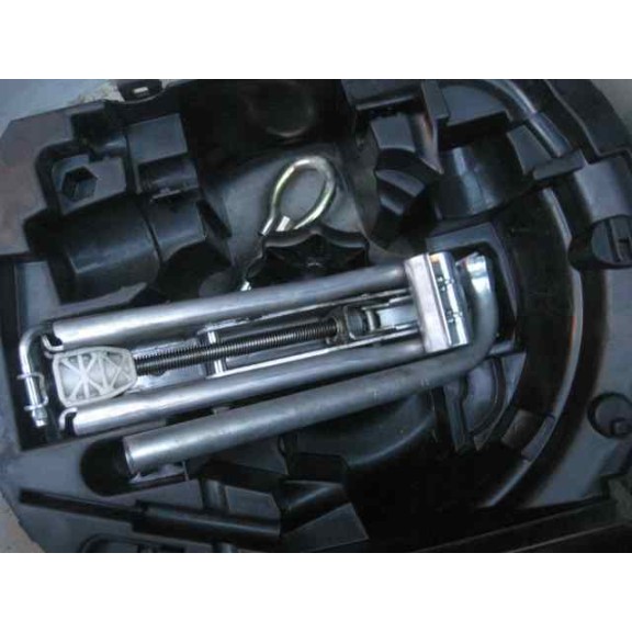 seat ibiza (6l1) del año 2003