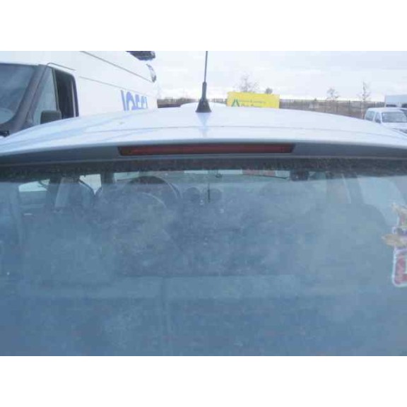 seat ibiza (6l1) del año 2003