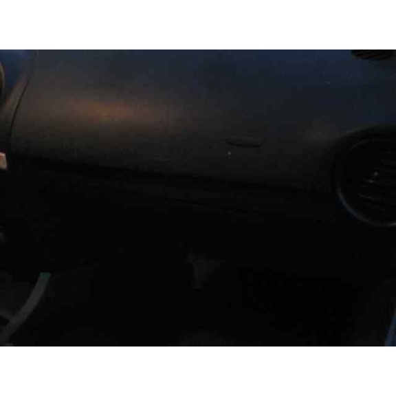 seat ibiza (6l1) del año 2003