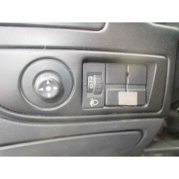 citroën xsara berlina del año 2003