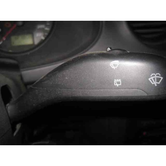 seat ibiza (6l1) del año 2003