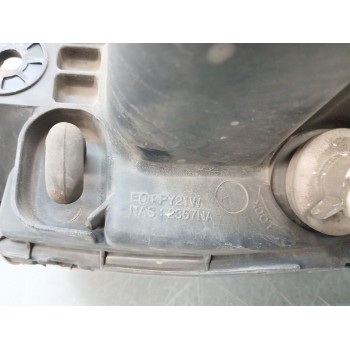 Recambio de faro derecho para kia sorento i (jc) 2.5 crdi referencia OEM IAM LHD8358  