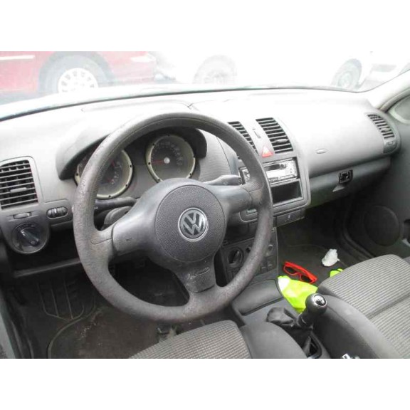 volkswagen polo berlina (6n2) del año 2000