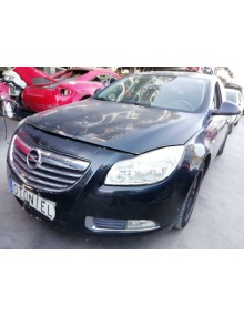opel insignia berlina del año 2010