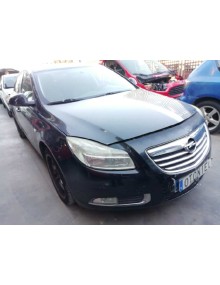 opel insignia berlina del año 2010 2