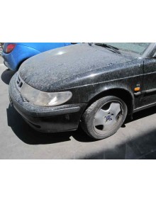 saab 9-3 berlina del año 2000 2