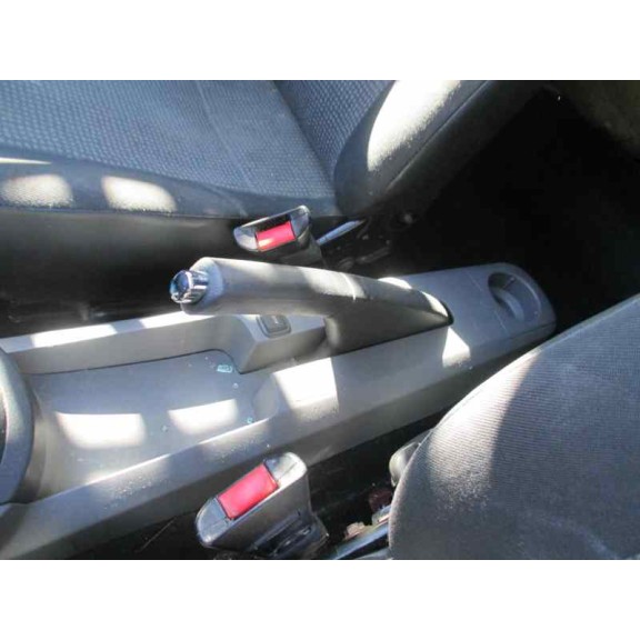 seat ibiza (6l1) del año 2008