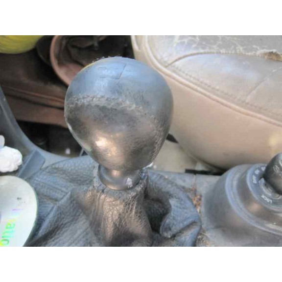 saab 9-3 berlina del año 2000