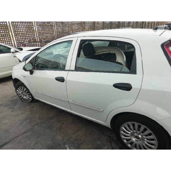 fiat punto (evo) (199) del año 2012