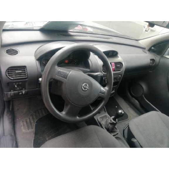 opel corsa c del año 2003