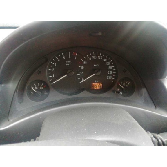 opel corsa c del año 2003