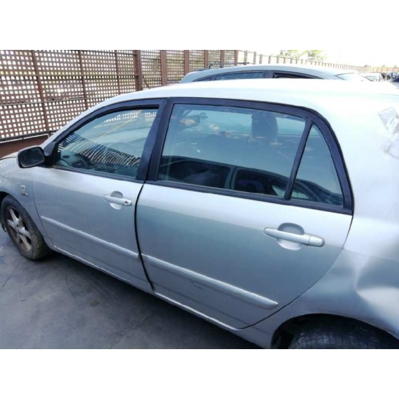toyota corolla (e12) del año 2003