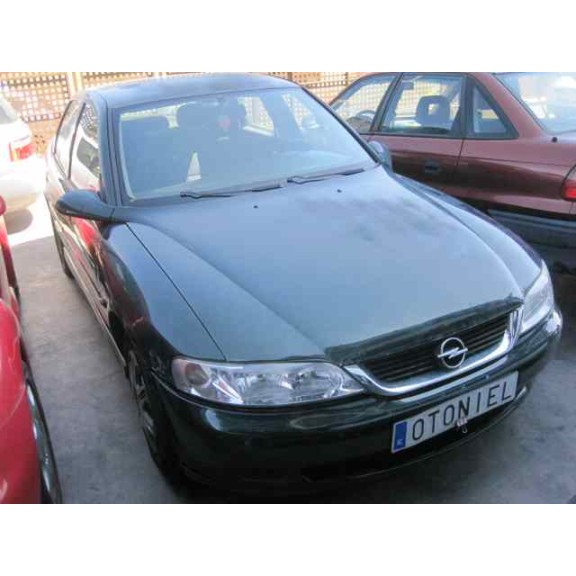 opel vectra b berlina del año 1999