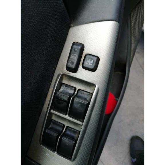 toyota corolla (e12) del año 2003