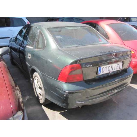 opel vectra b berlina del año 1999