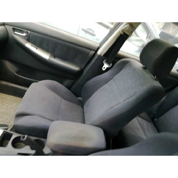 toyota corolla (e12) del año 2003