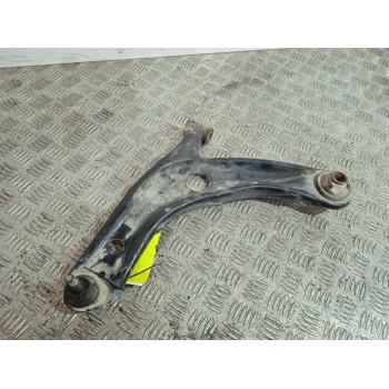 Recambio de brazo suspension inferior delantero izquierdo para toyota urban cruiser active referencia OEM IAM  SILENTBLOCK MAL 