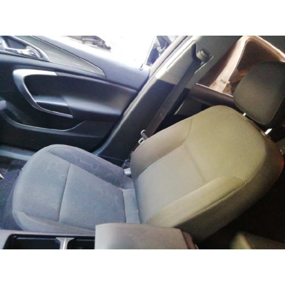 opel insignia berlina del año 2014