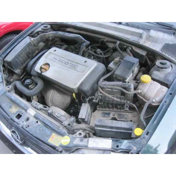 opel vectra b berlina del año 1999