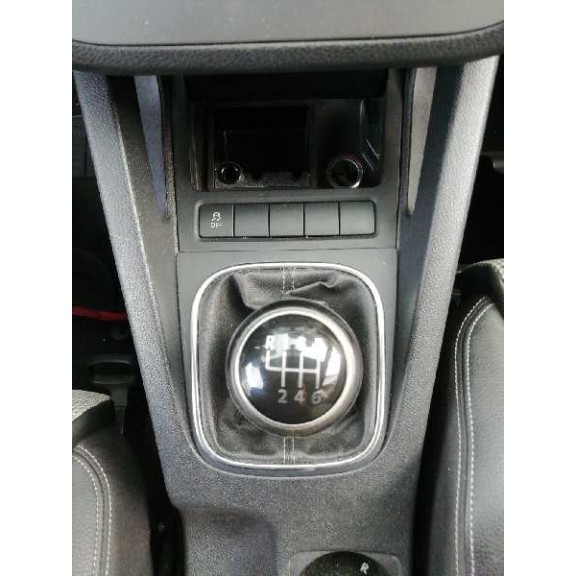 volkswagen scirocco (137) del año 2021