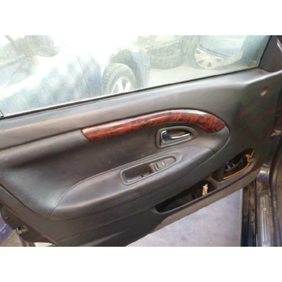 volvo v40 familiar del año 1999