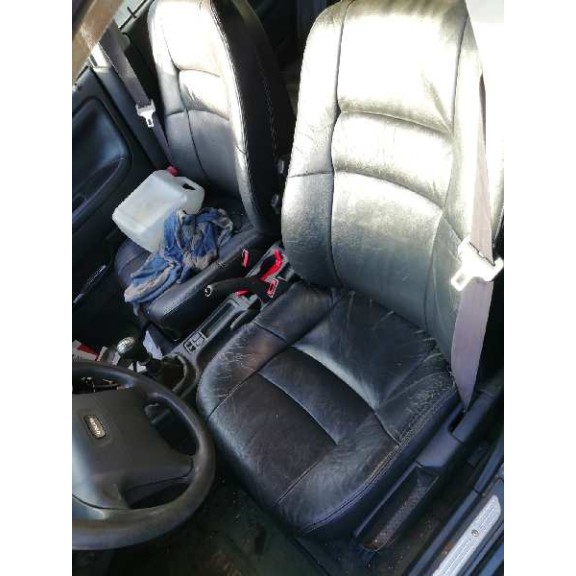 volvo v40 familiar del año 1999