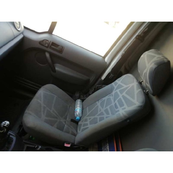 ford transit connect del año 2010