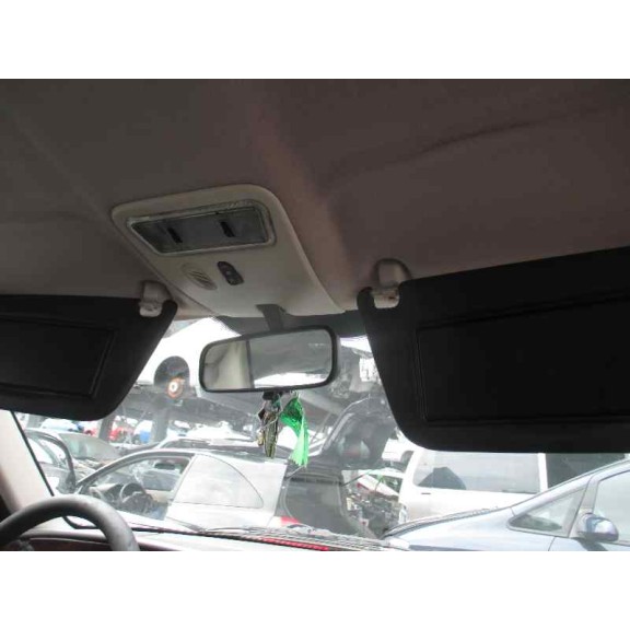 saab 9-3 berlina del año 2001