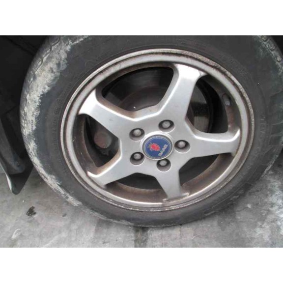 saab 9-3 berlina del año 2001