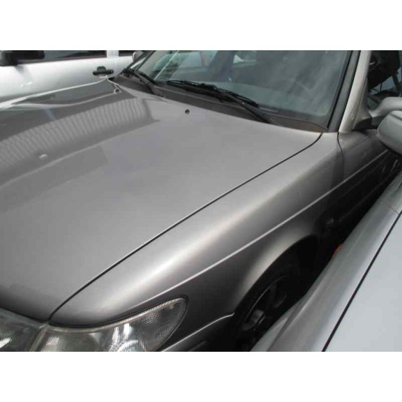 saab 9-3 berlina del año 2001