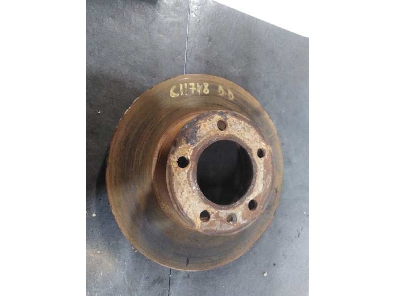 Recambio de disco freno delantero para nissan interstar mod. 04 (x70) 2.5 dci diesel cat referencia OEM IAM  5 TORNILLOS 