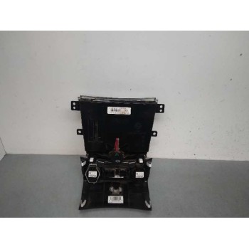 Recambio de mando climatizador para ssangyong tivoli limited 4x2 referencia OEM IAM 6872035000  