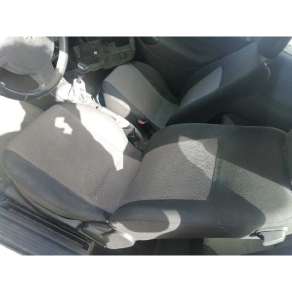 opel corsa c del año 2004