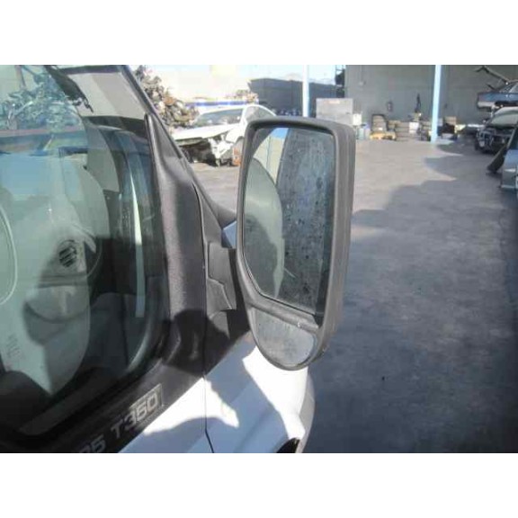 ford transit mod.2000 caja abierta del año 2005