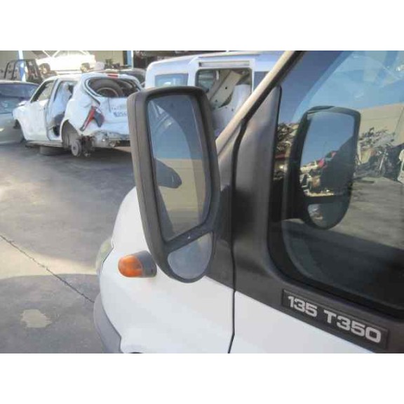 ford transit mod.2000 caja abierta del año 2005