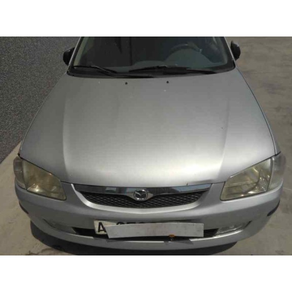 mazda 323 berlina f/s (bj) del año 2000